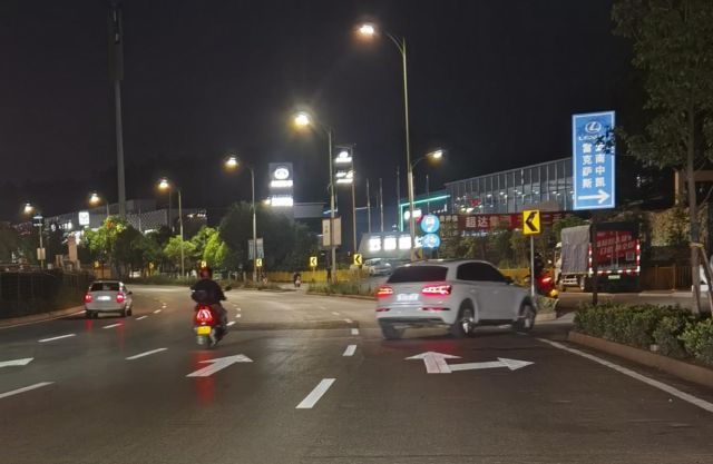 昆明这些路段的交通设施更新啦！你发现了吗？(图4)