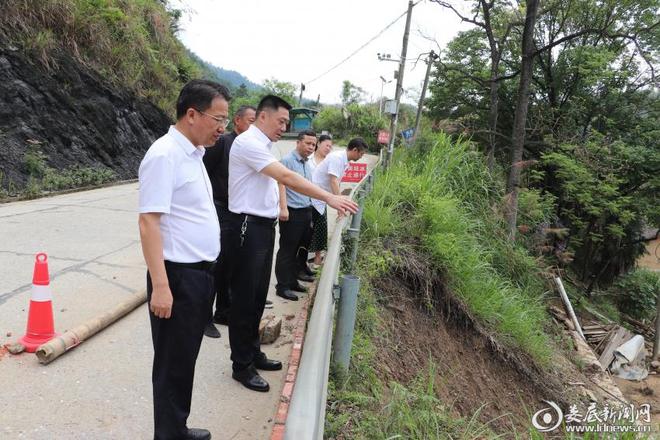 娄底市交通局领导督查公路运营领域重大灾害风险隐患大排查大整治情况(图2)