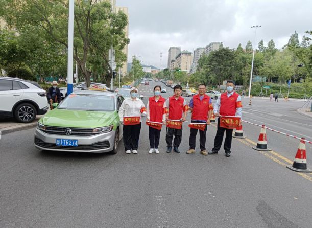 端午坚守在岗守护出行安畅——青岛西海岸新区交通运输局全力服务保障群众端午假期出行(图3)