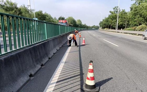 端午坚守在岗守护出行安畅——青岛西海岸新区交通运输局全力服务保障群众端午假期出行