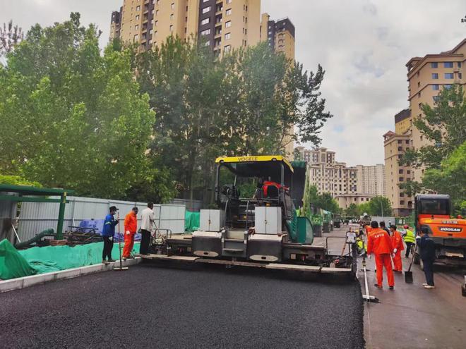 海港区市政设施管护中心：打通断头交通堵点畅通百姓出行(图2)