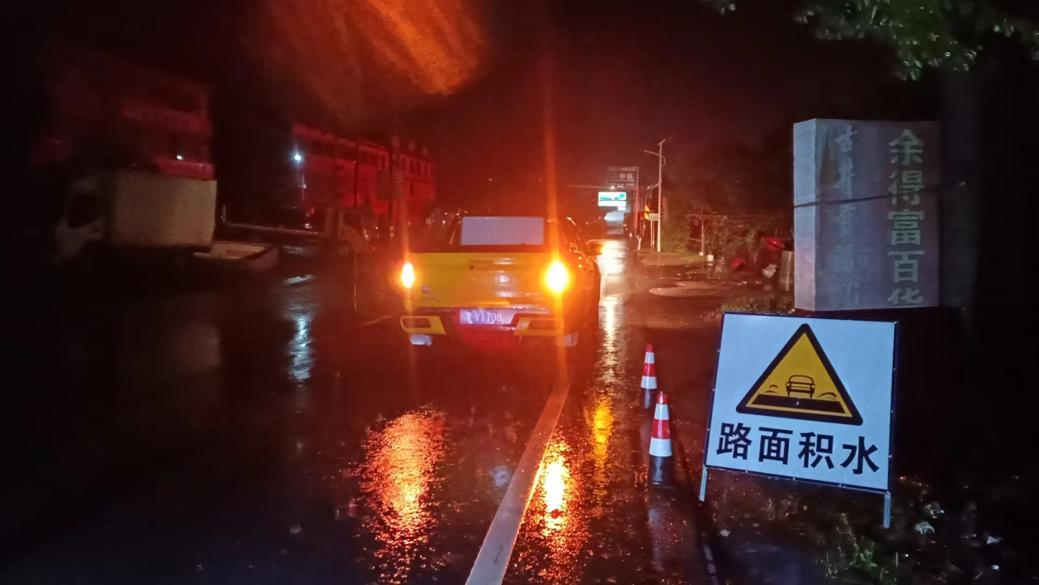安徽各地全力守护抗洪救灾交通“生命线”(图6)
