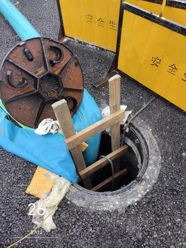 连夜暴雨出门“看海”？道路积水难题有何破解？(图9)