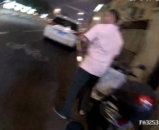 逢五必查｜遇检查紧急停济南男子弃车翻越护栏逃跑终被抓
