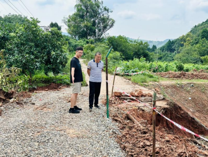 广汉市交通运输局开展农村公路雨后核查工作