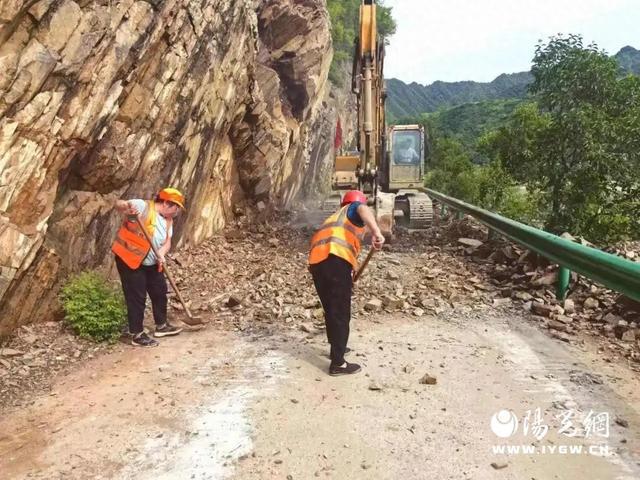 商南县交通运输发展中心闻“汛”而动全力开展水毁抢险保畅工作