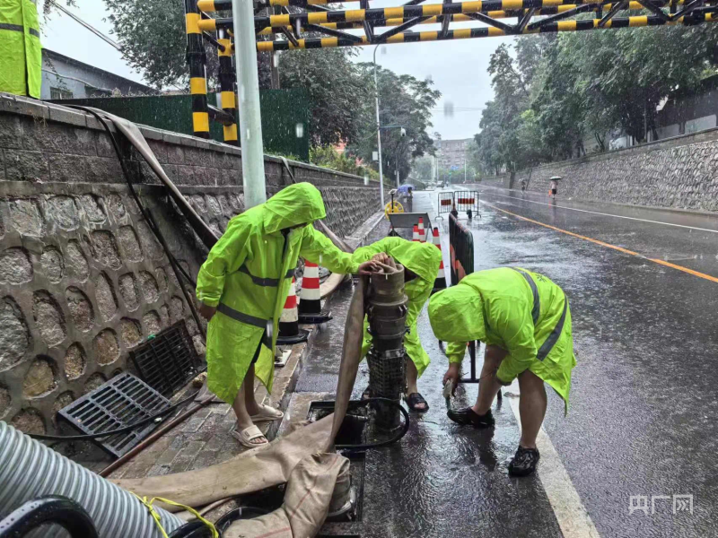 强降雨来袭北京昌平区多部门多举措应对(图2)