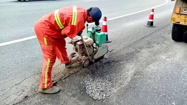 区交通局：按下汛后恢复“加速键”(图2)