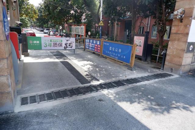 小区门口主干道修缮完工居民却担忧了起来？只因……(图7)