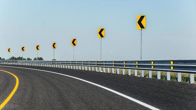 高速公路波形护栏轮廓标的分类及设置情况(图4)