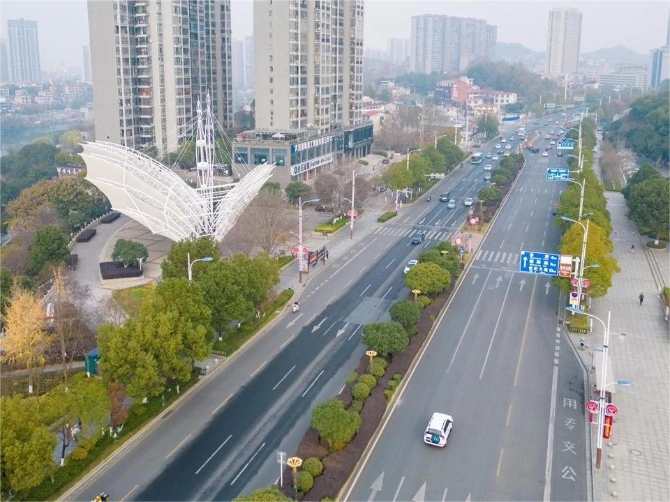 邵阳北塔区：交通设施微改造路畅人安暖民心