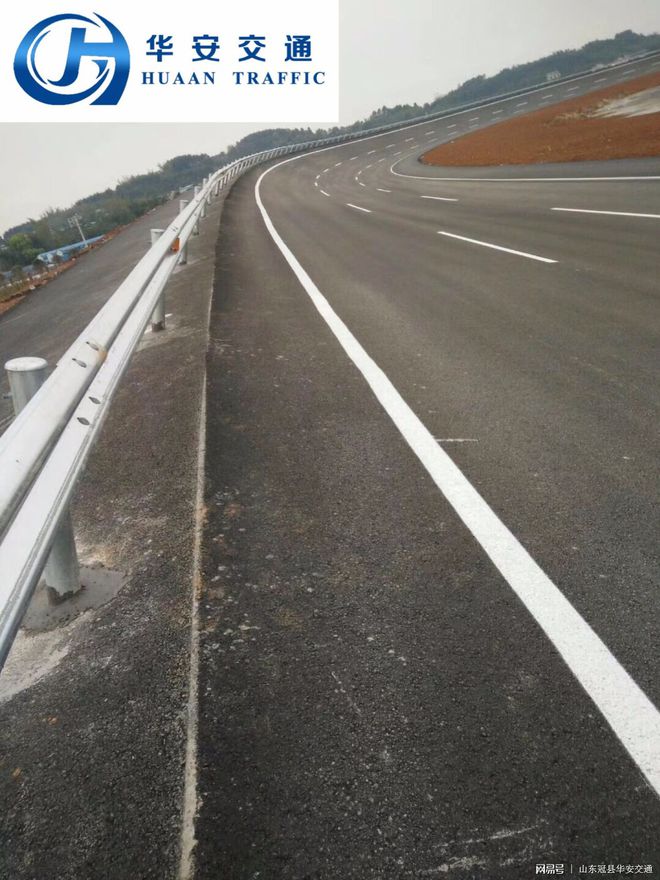 高速公路波形护栏板市场需求量巨大(图2)
