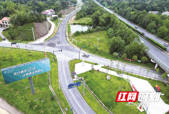 组图沿着公路看星沙千里通衢接芳草(图3)