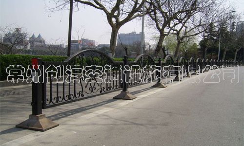 道路护栏多少钱一米想知道吗