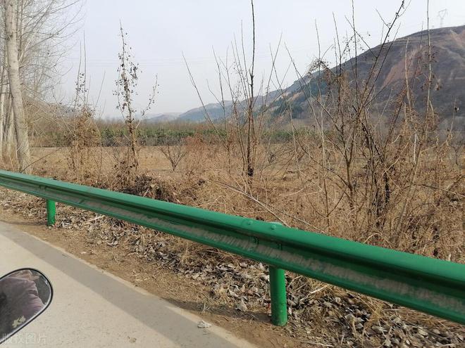 现在农村公路波形护栏板什么价格？(图4)