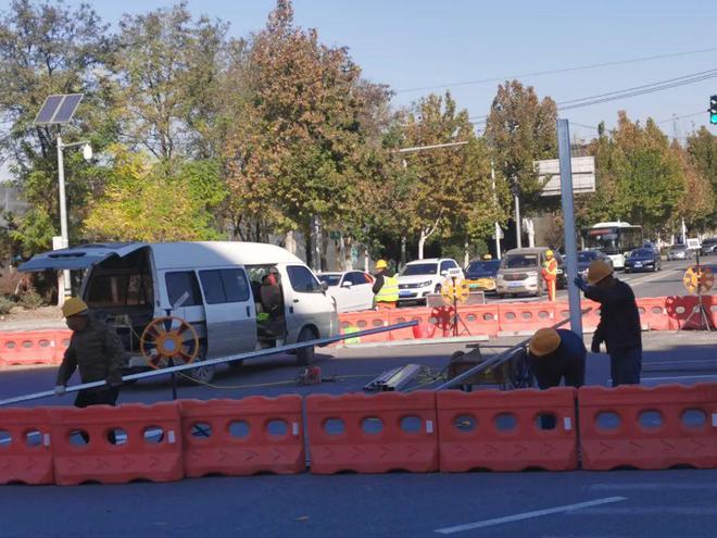 苑北边这个路口通行有大变化！多图直击→(图6)