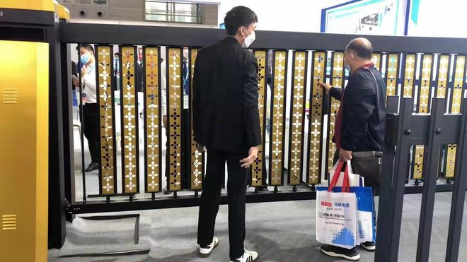 空降栅栏道闸：高效通行智能管控-驰安科技