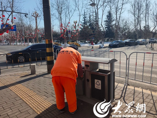 “秧歌进城”闹元宵烟台市福山区综合行政执法局全力护航(图3)