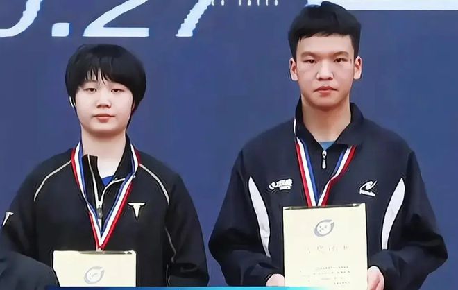 林诗栋蒯曼混双被拆原因有3方面！孙颖莎王楚钦向鹏三人受益(图3)