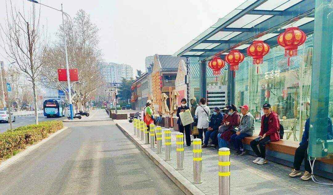 威海市环翠区开展行道树“理发”行动优化城市交通环境(图5)