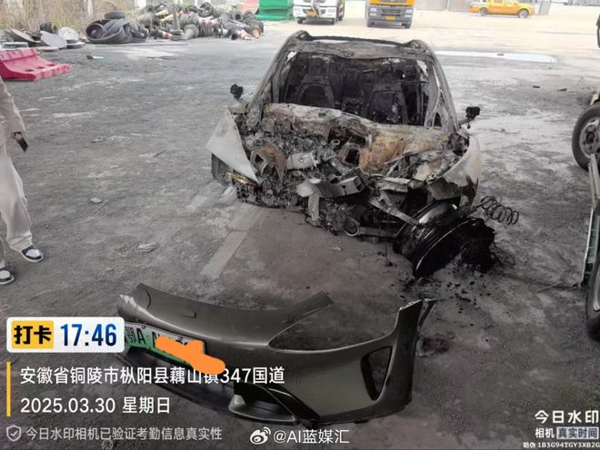 小米SU7爆燃酿悲剧3名女大学生遇难事发三天雷军没回应(图4)