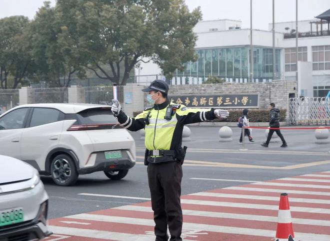文明交通你我他(图2)
