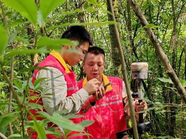 成渝中线高铁供电线路勘测设计见闻：“螺蛳壳里做道场”