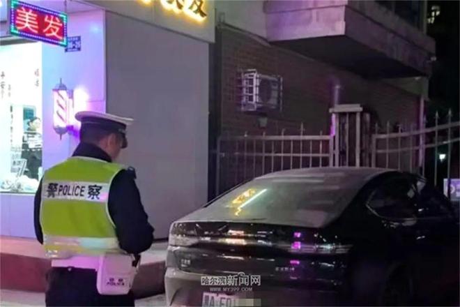 【文明交通你我同行】治理+优化丨冰城交警多举措推进静态秩序治理(图2)