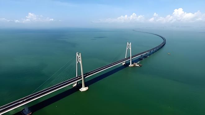 燕翔：近年来中国基建投资趋势与特征