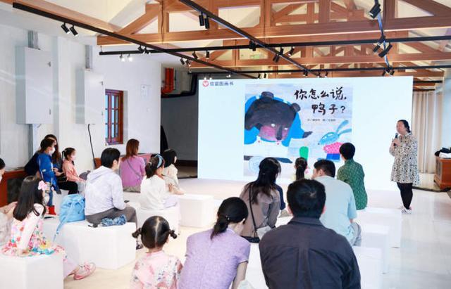 一站看遍高定旗袍、新品首发、新中式品牌齐聚海派旗袍文化节来啦！还有三条路线带你吃喝玩逛(图5)