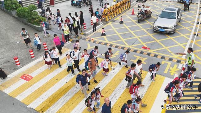 东莞多所学校周边交通焕新改造(图4)