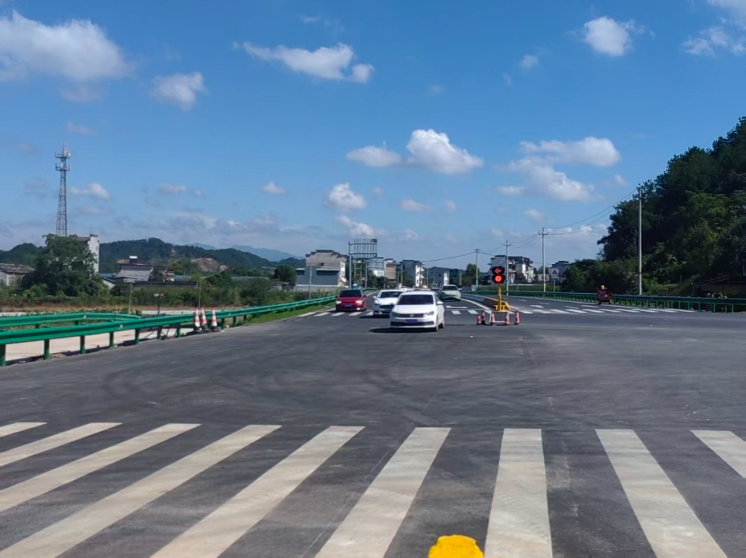 投资约25亿！黄山这条新建公路今日正式通车！