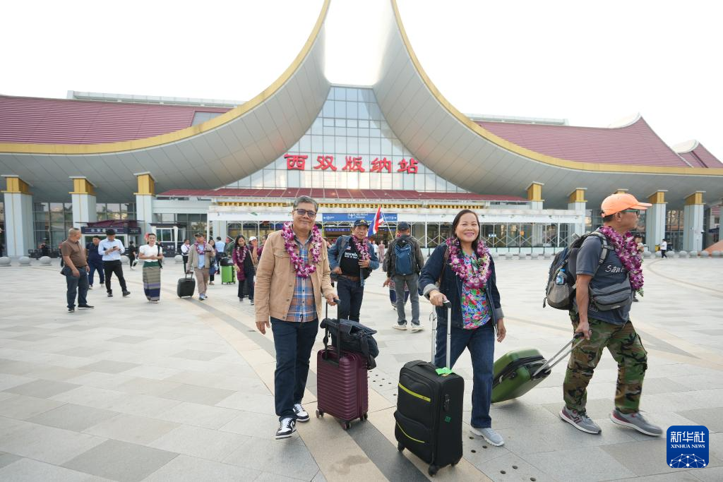 交通织密“连心网”云南成东南亚游客热门旅游地_新华网