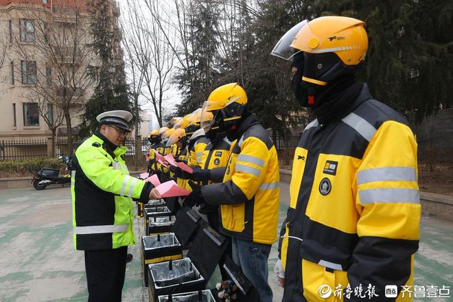“警街联动”共管共治日照公安交管部门织密交通安全网(图3)