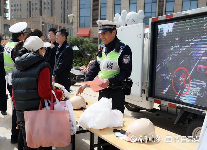“警街联动”共管共治日照公安交管部门织密交通安全网