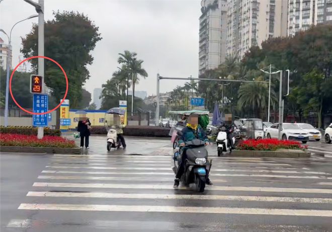 警示！这些不文明交通行为曝光！(图2)