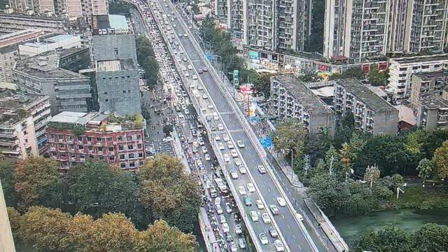 刃具立交“小手术”解拥堵市民出城路更畅通(图3)