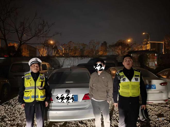 醉驾闯祸困护栏两男子换驾脱困双双被查(图4)