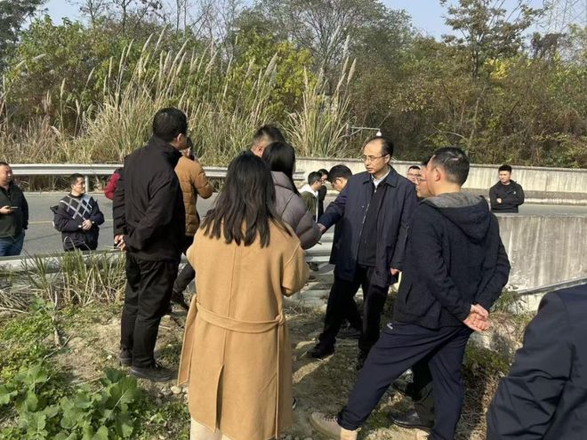一周七件事专题宣讲、为企服务、消防演练、交通安全宣传……