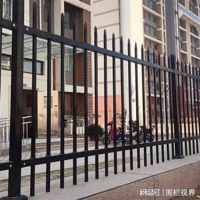 道路护栏厂家实力推荐：综合评估与选型指南(图2)