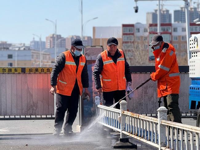 敦化市洁城环卫开展春季环境卫生大清扫行动(图3)